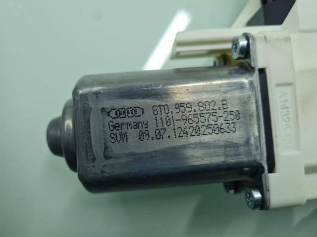 VAG 8T8837462 Mecanismo de elevalunas delantero derecha  en stock Valencia