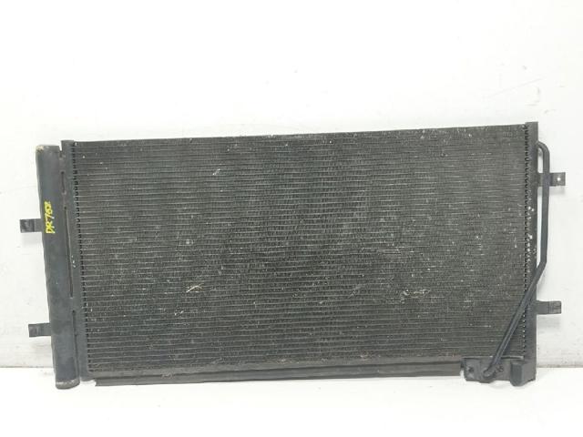 8U0260401C VAG Condensador aire acondicionado  en stock Córdoba