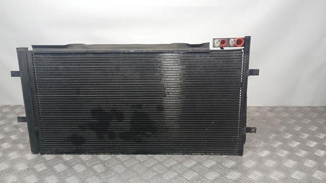 8U0260401C VAG/Audi