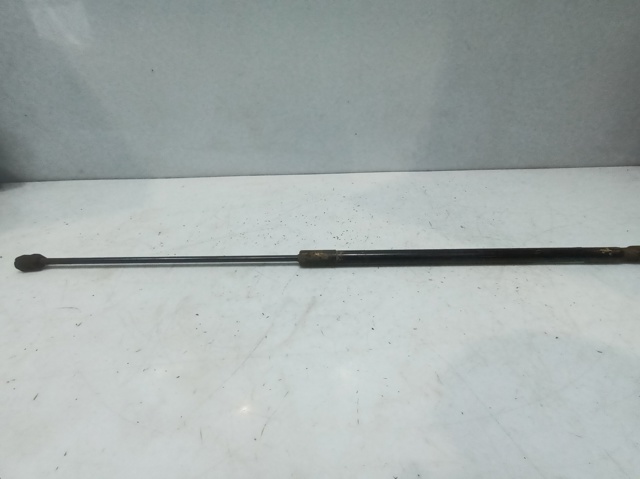 VAG 8U0823359B Amortiguador de capó  en stock Salamanca