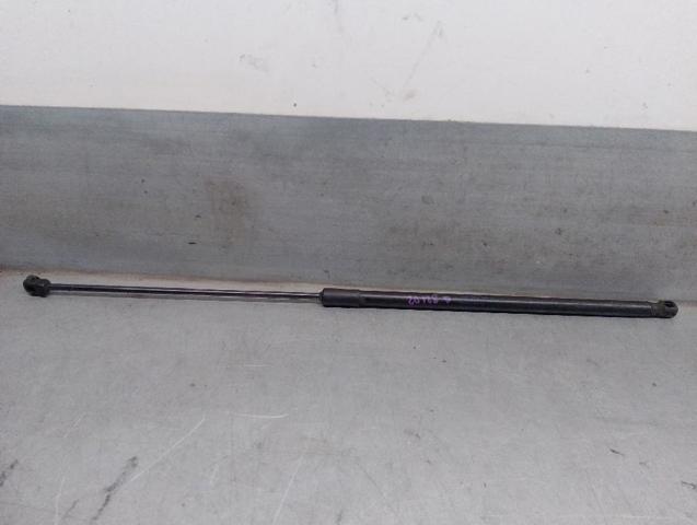 8U0823359B VAG/Audi