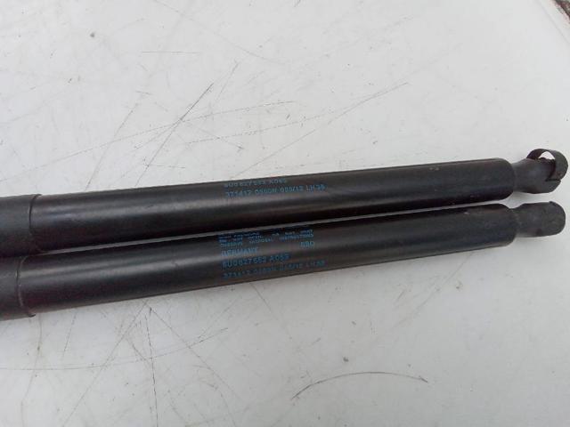 Comprar Amortiguador de la tapa del maletero Audi Q3  8UB, 8UG a bajo precio
