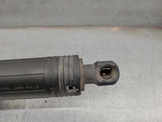 8U0827851 Amortiguador maletero  en stock Sabadell