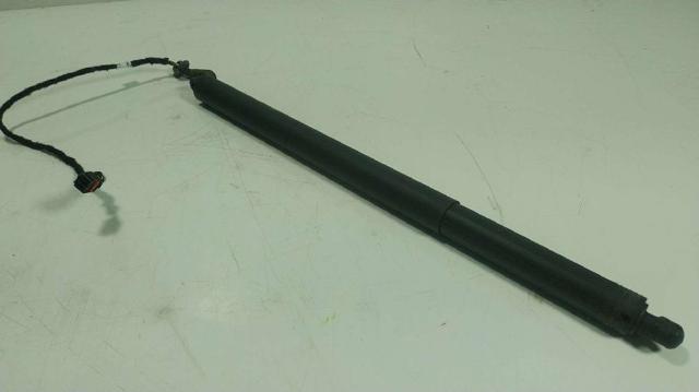 8U0827851 Amortiguador maletero  en stock Granada