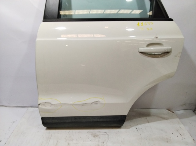 8U0833051 VAG