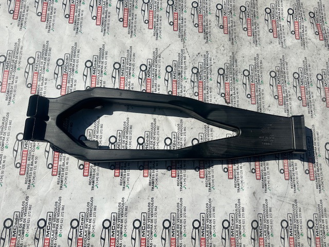 8U0857039 VAG