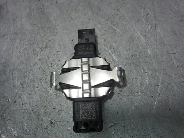 8U0955559 VAG