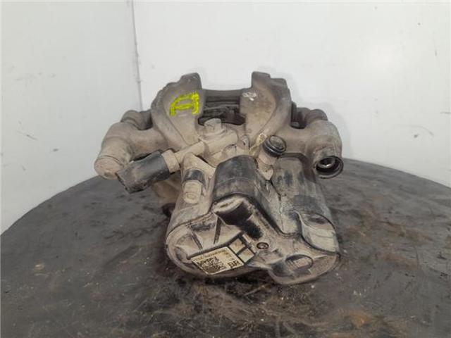 8V0615424 Pinza de freno trasera derecha  en stock Sabadell