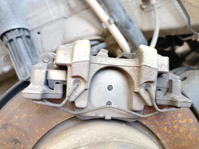 VAG 8V0615424D Pinza de freno trasera derecha comprar Barcelona