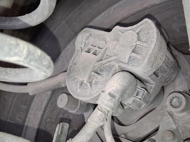 8V0615424D VAG Pinza de freno trasera derecha comprar Alcalá