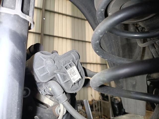 8V0698671 VAG Kit de reparación de pinzas de freno trasero comprar Alcalá