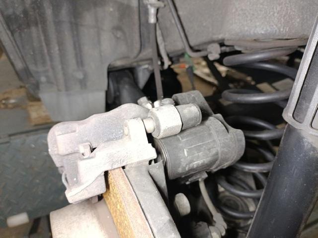 8V0698671 Kit de reparación de pinzas de freno trasero  en stock Granada