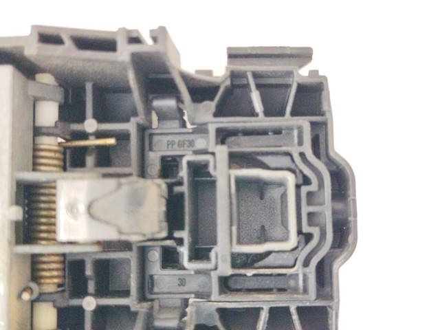 VAG 8V0837206A Manija exterior derecha delantera/trasera de puerta  comprar en Ponferrada