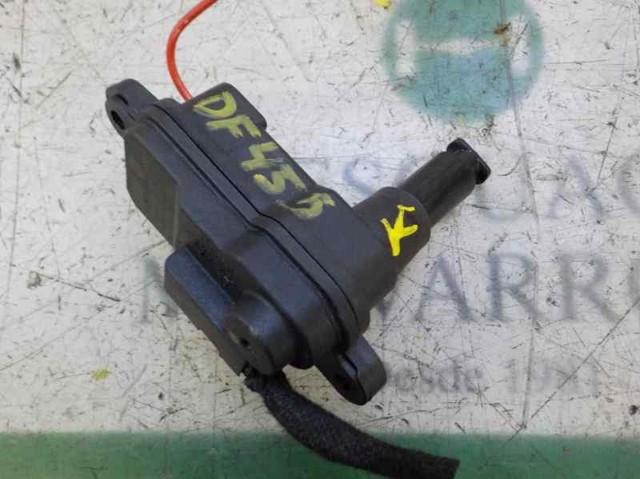 Cerradura de la tapa del depósito de combustible 8V0862153B VAG