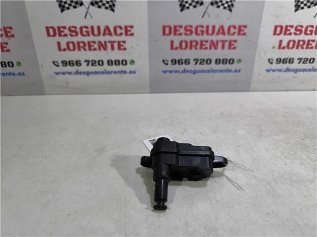 8V0862159A Motor tapa combustible  en stock Sabadell