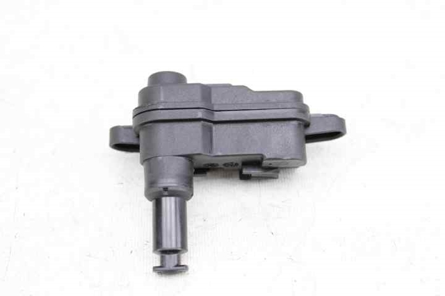 8V0862159A Motor tapa combustible  en stock Castellón