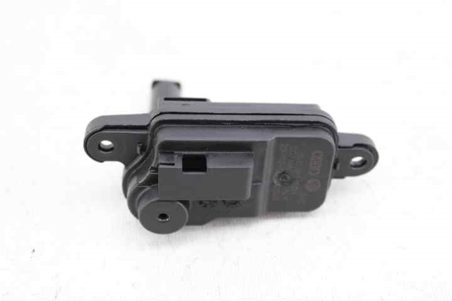 8V0862159A Motor de apertura de tapa de combustible  comprar en Zaragoza