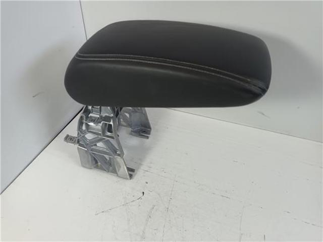 8V0864283 VAG