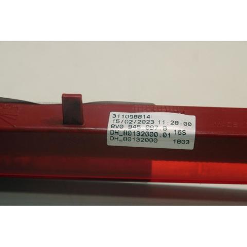 8V0945097B VAG Tercera luz de freno comprar Alcalá