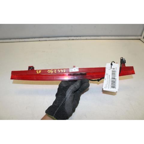 VAG 8V0945097D Tercera luz de freno  en stock Salamanca