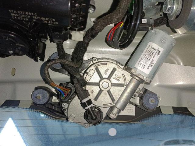 8V0955711B VAG