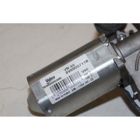 8V0955711B Motor limpiaparabrisas, trasera  en stock Granada