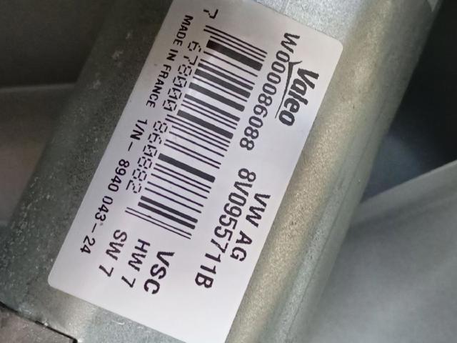 8V0955711B Motor del limpiaparabrisas trasero  comprar en Zaragoza
