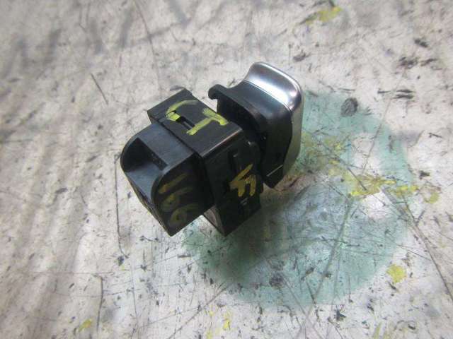 8V0959855A VAG Botón de elevalunas delantero derecho comprar Alcalá