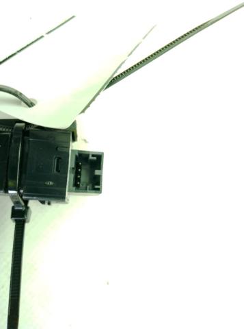 8V0959855A Botón de encendido del motor del elevalunas delantero derecho  comprar en Reus