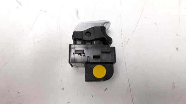 8V0959855A Botón de encendido del motor del elevalunas delantero derecho  comprar en Pontevedra