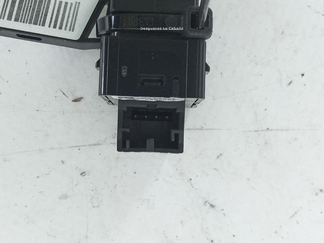 VAG 8V0959855A Botón de elevalunas delantero derecho comprar Tarragona