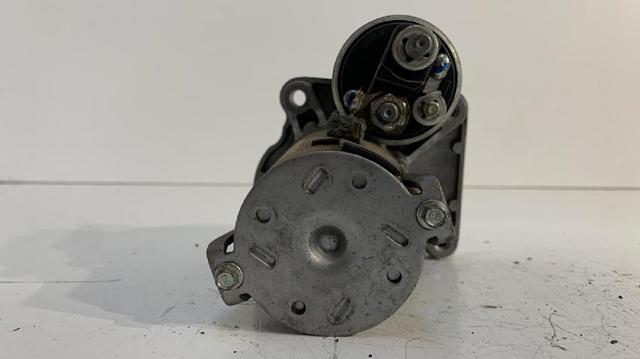 8V2111000AE Motor de arranque  disponible Utrera