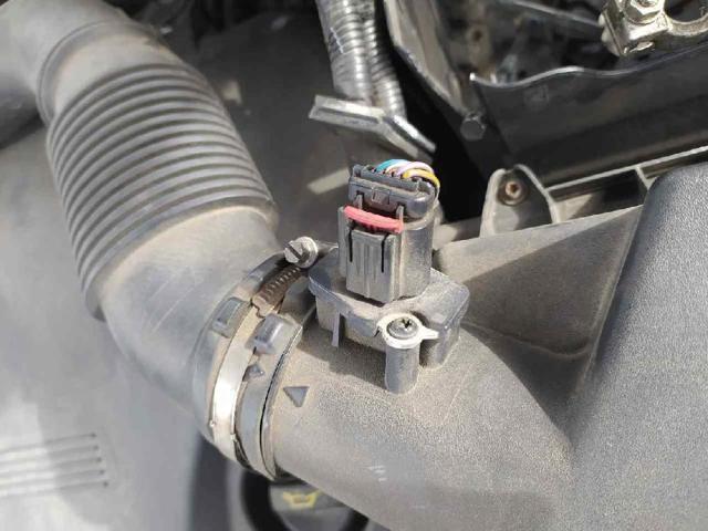8V2112B579AA Land Rover