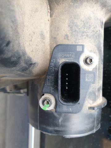 8V2112B579AA Ford