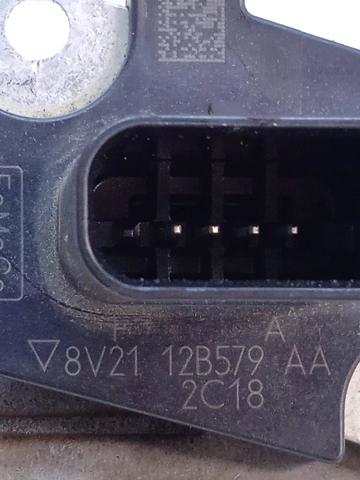 8V2112B579AA Caudalímetro  en stock Castellón