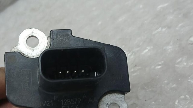 PEUGEOT 8V2112B579AA Sensor de flujo de masa de aire  disponible España