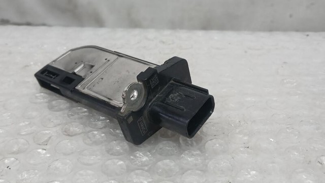 8V2112B579AA Caudalímetro  en stock Castellón