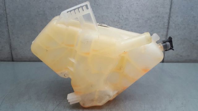 8V218K218AB Vaso de expansión comprar Girona