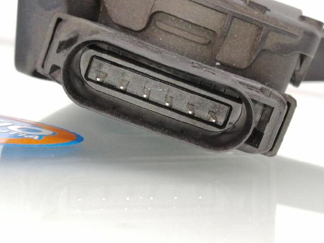 8V219F836AB Pedal del acelerador  disponible Burgos