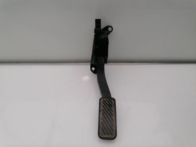 FORD 8V219F836AB Pedal del acelerador  en stock Salamanca