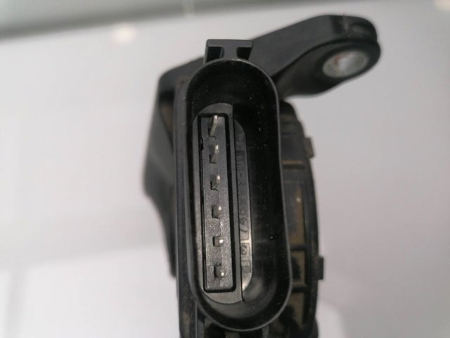 8V219F836AB Pedal del acelerador  comprar en Pontevedra