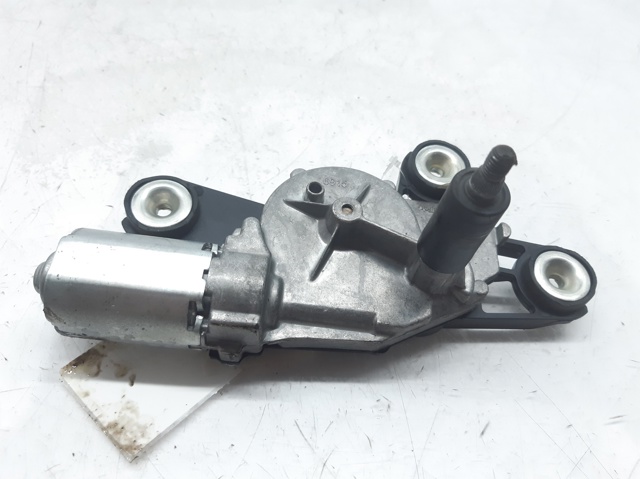 8V4117K441AC Ford