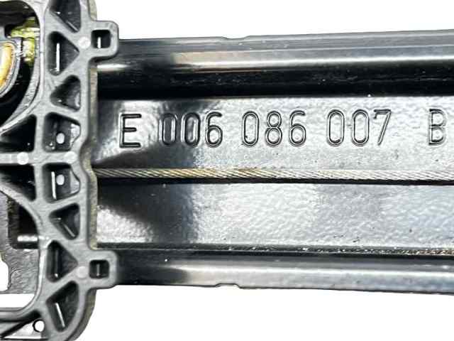 VAG 8V4837461 Mecanismo de elevalunas delantero izquierdo  en stock Salamanca