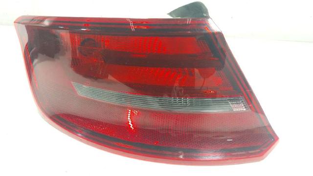 8V4945095C Piloto trasero exterior izquierdo comprar Sevilla