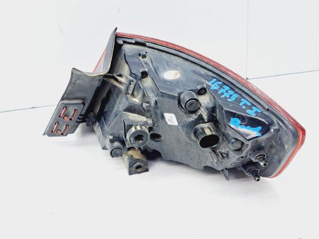 8V4945095D VAG Piloto trasero exterior izquierdo comprar Bilbao