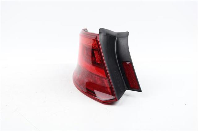 8V4945095D VAG Piloto trasero exterior izquierdo  en stock Gandía