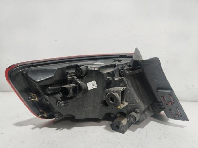 VAG 8V4945096D Piloto trasero exterior derecho comprar Pamplona