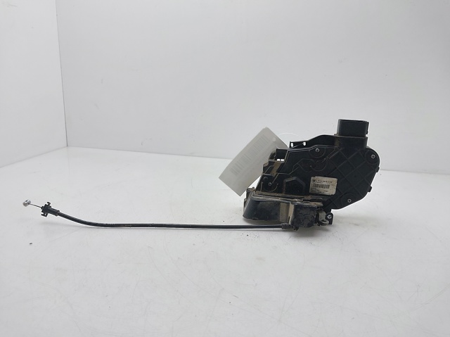 8V4AS21812CA Ford