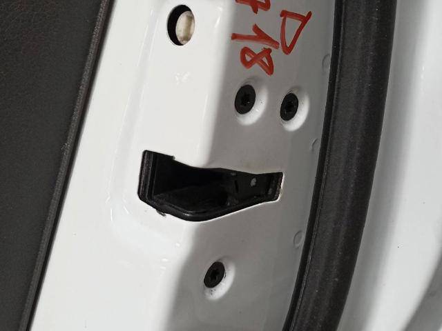 8V4AS26412EA Cerradura de la puerta trasera derecha  disponible Utrera