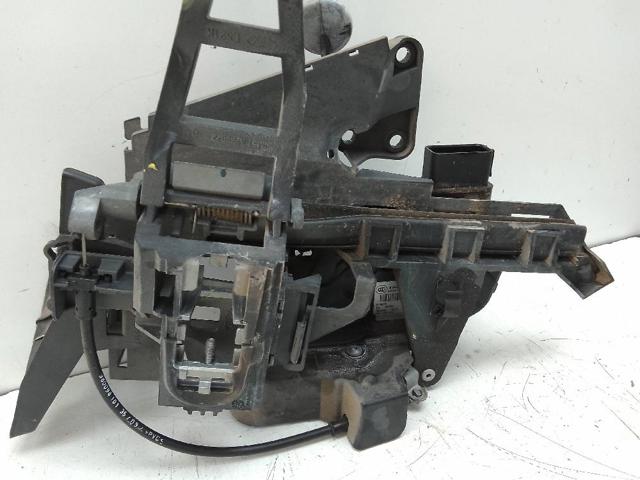 8V4AS26412EA Cerradura de la puerta trasera derecha  comprar en Reus